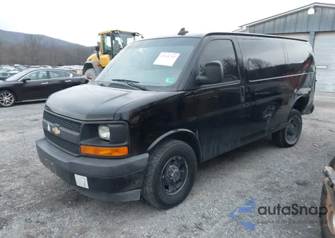 2017 Chevrolet Express 2500 Work Van from USA, damaged, VIN 1GCWGAFF2H1334866